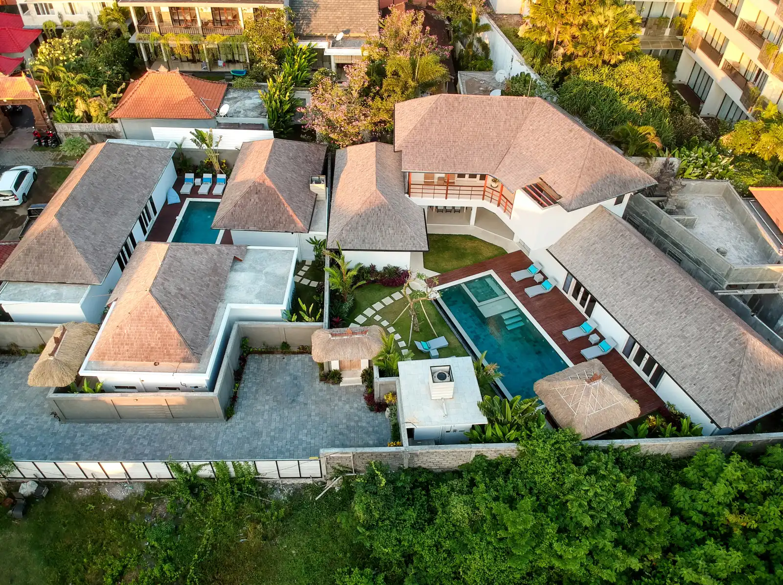 Hiburan Villas