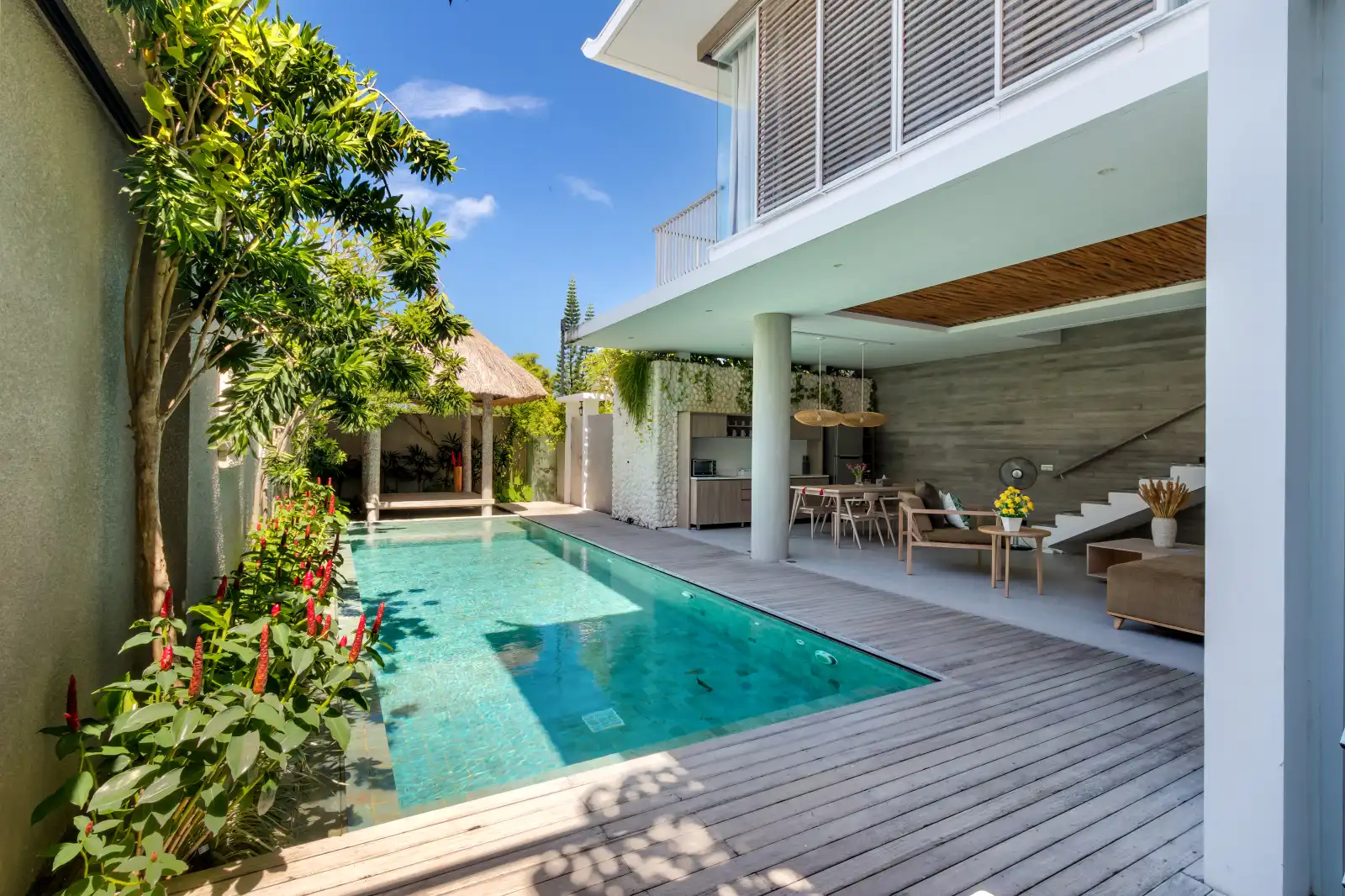 Swan Villa 2